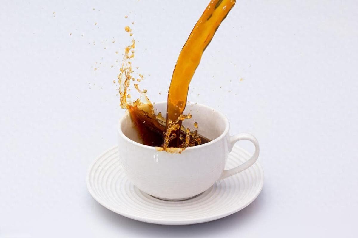 不锈钢杯茶渍怎么去除（10种简单方法：让你的茶杯焕然一新）