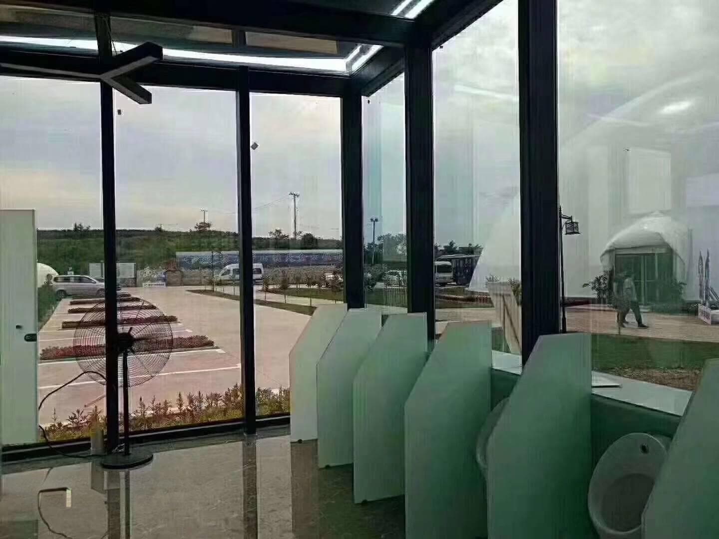 单向透视玻璃的原理：一种特殊的光学现象