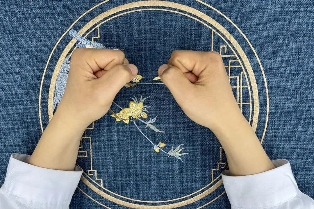 教你4个简单易学的动作，经常锻炼可预防脑血管病变发生
