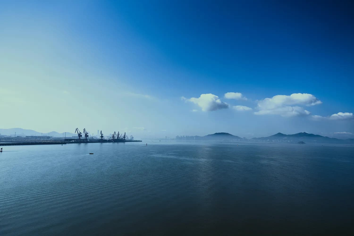 舟山冬日海鲜之旅：普陀山、桃花岛、东极岛必打卡！