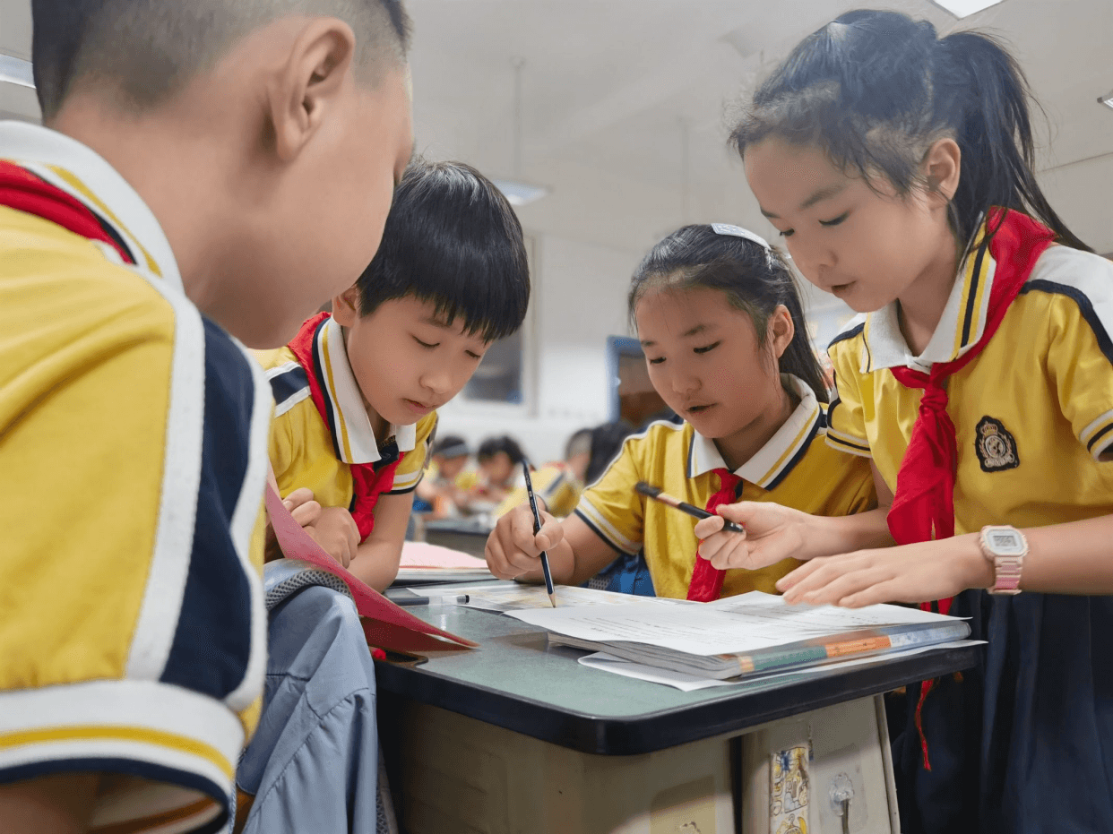 知识“破壁”，思维“远航”：成都市娇子小学以“整合式教学”重塑教育未来