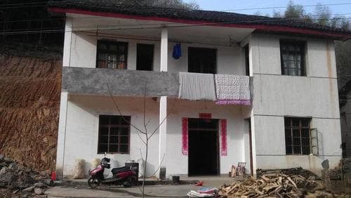 城市购房与乡村建房政策导向下的选择与考量