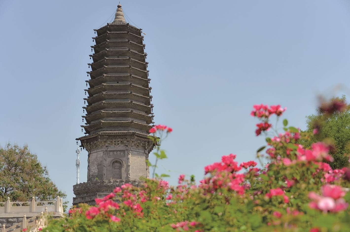 天宫寺塔：挺立千年的玲珑宝塔