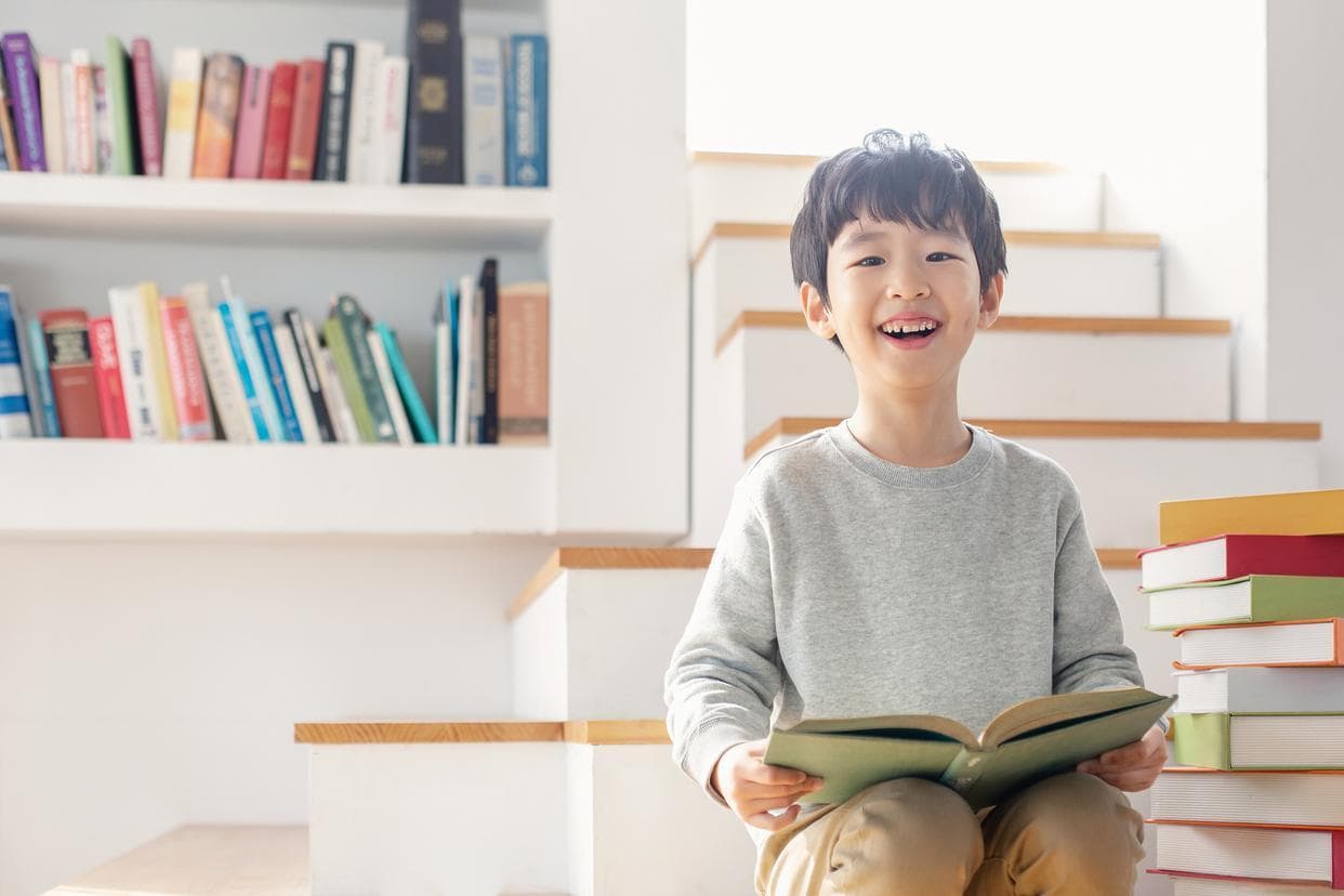 心灵的守护者：学校如何识别与干预学生的心理压力