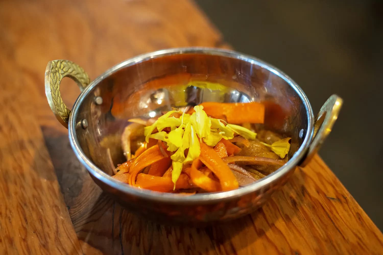 同仁堂虫草老鸭汤：三高患者的食疗新选择