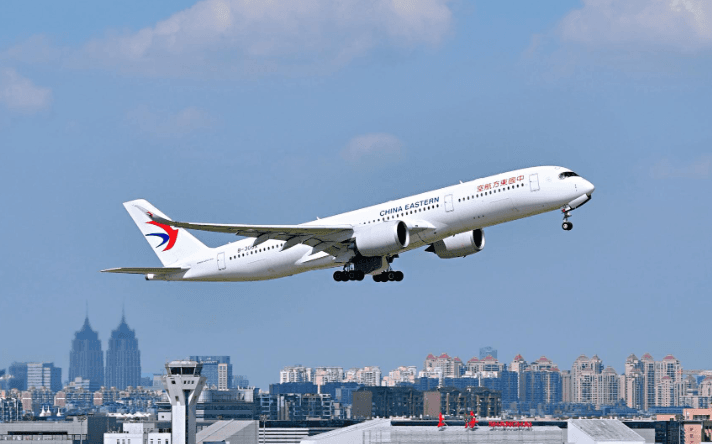 郑州机场全货机航线达到55条（国际空运吞吐量突破12.6万吨）