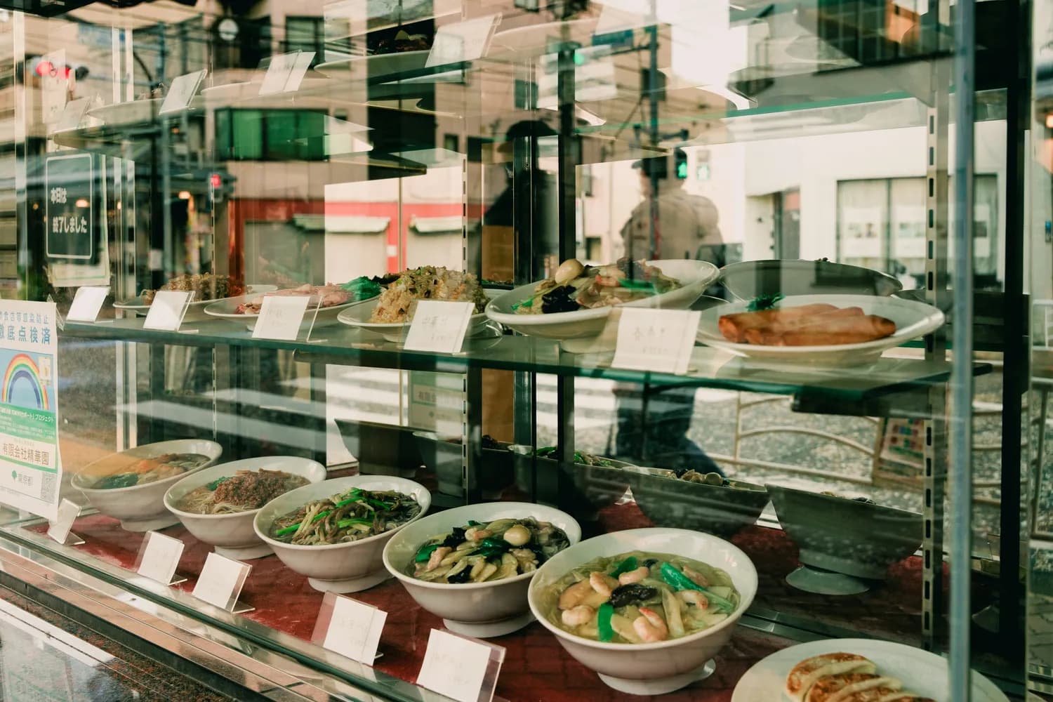 苏州必打卡美食之旅：从头汤面到松鼠桂鱼