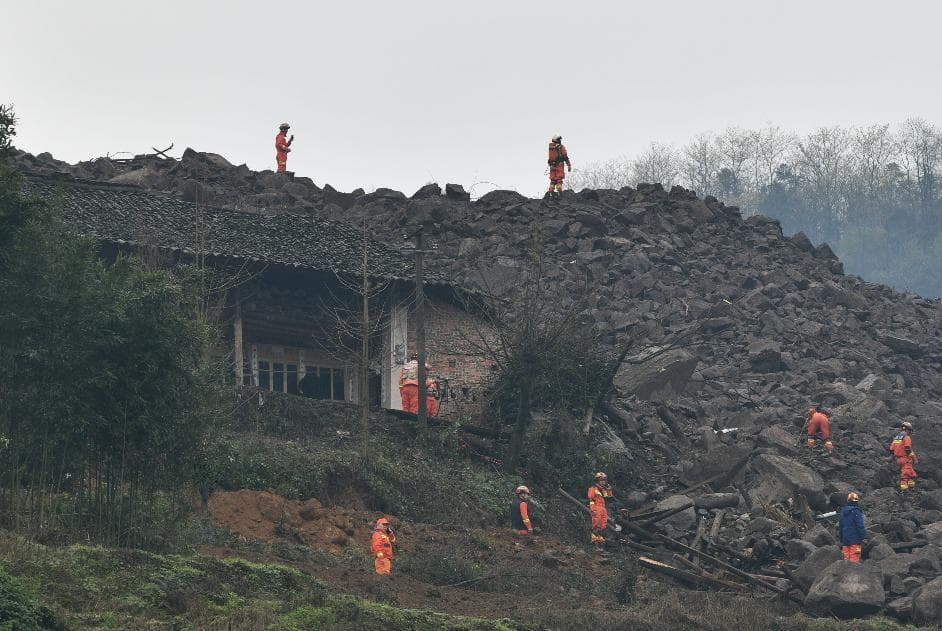 宜宾筠连县“2·8”山体滑坡灾害已致1人遇难28人失联，最新救援情况→