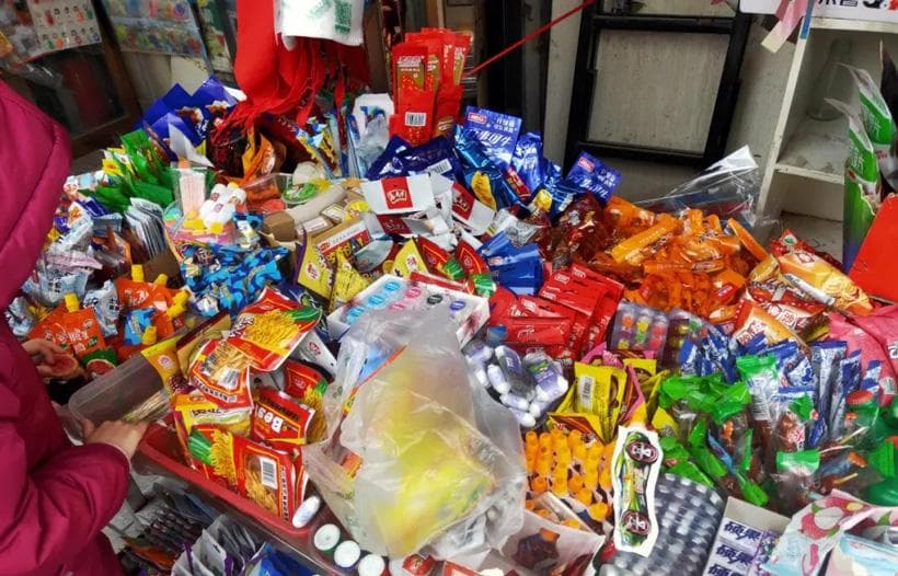 学校门口零食店怎么样？校园零食店市场调研与经营策略