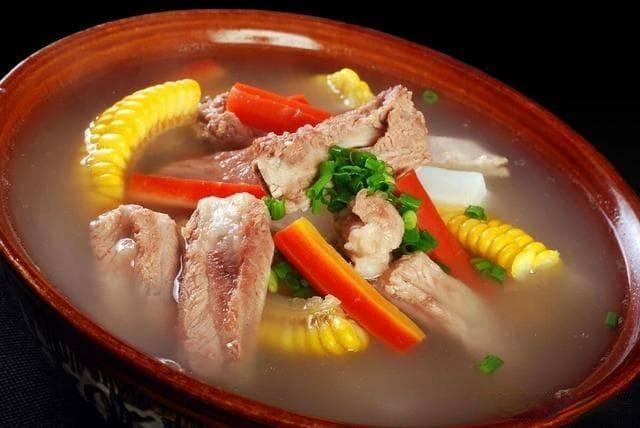 煮猪肉炖排骨时，记住“3放1不放”，肉又香又入味，还没一点腥味