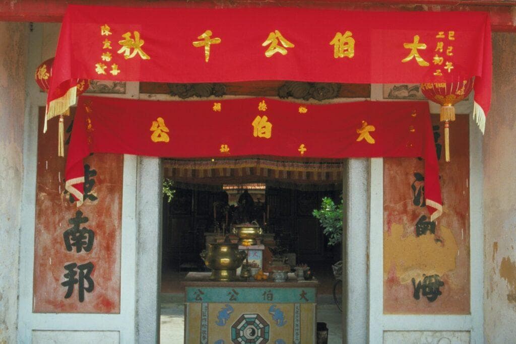 新加坡客家人的庙宇：望海大伯公庙与海唇福德祠