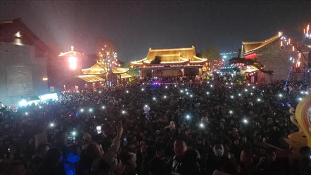 路子比较野的莒国，曾是山东东夷最强古国，与齐鲁两国三足鼎立。