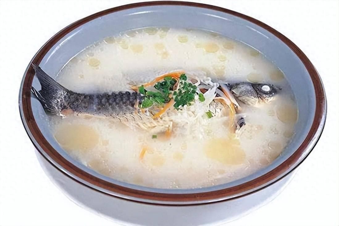 肾脏不好要少喝鱼汤？医生告诫：若想肾脏好，这几食物一定多吃！