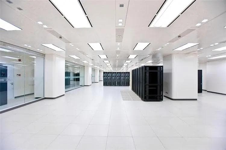 高效散热机房建设方案：确保设备稳定运行与延长使用寿命
