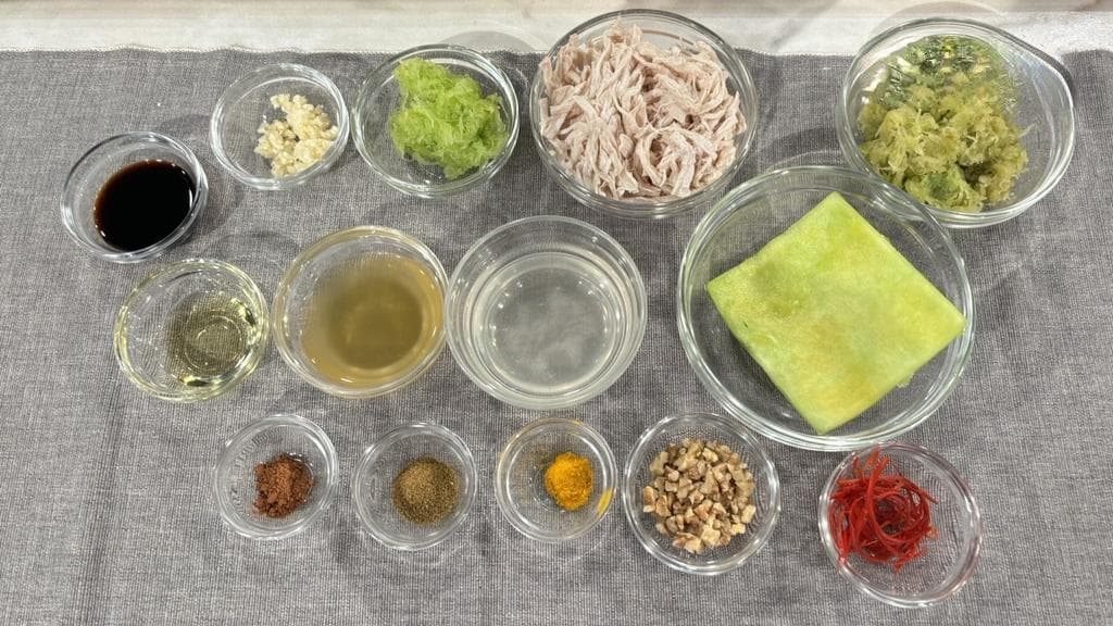 凉拌西瓜鸡丝：西瓜皮变身爽脆小菜，主厨独家凉拌秘法助稳定血糖