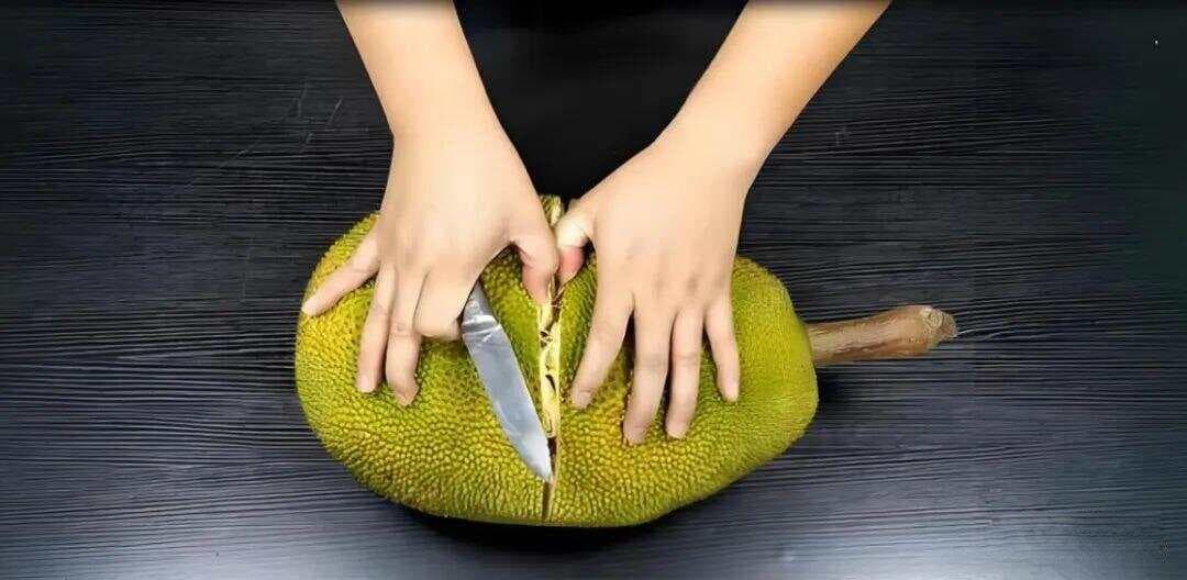 菠萝蜜怎么剥皮？这些小窍门让你轻松掌握剥皮技巧