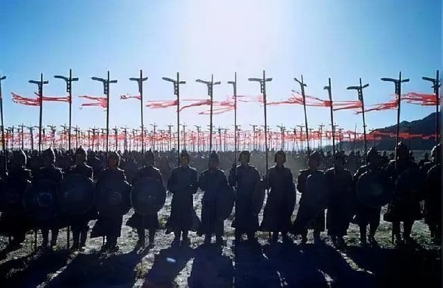 为什么中国历史上诞生了那么多以少胜多的经典战役？