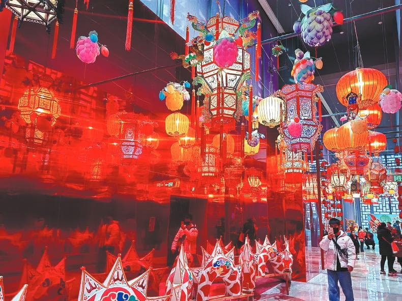 “纳福”“集章”“吹糖人”：到非遗场馆兑换蛇年心愿