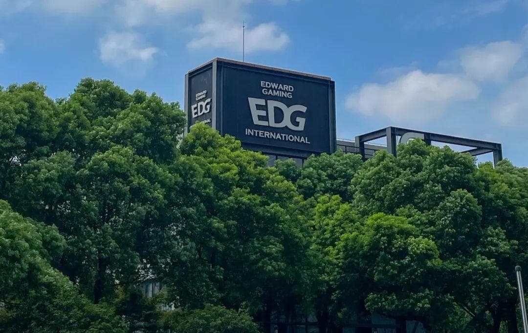 再夺世界冠军，电竞战队EDG总裁依然为生计“发愁”