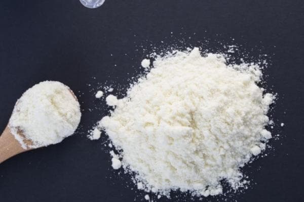 宝宝奶粉过敏怎么办？九个月宝宝奶粉过敏的应对与脱敏方案