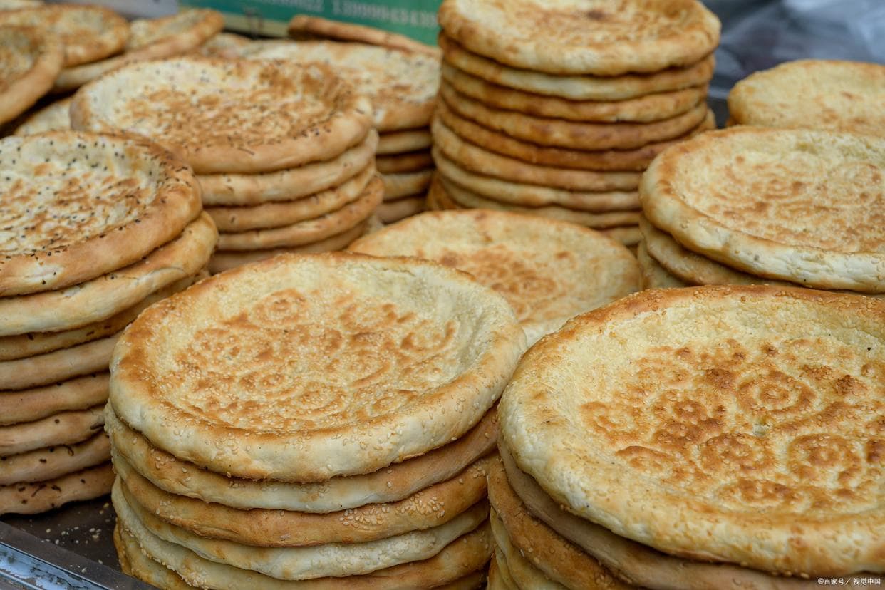 新疆美食之旅：探寻美食背后的故事与文化