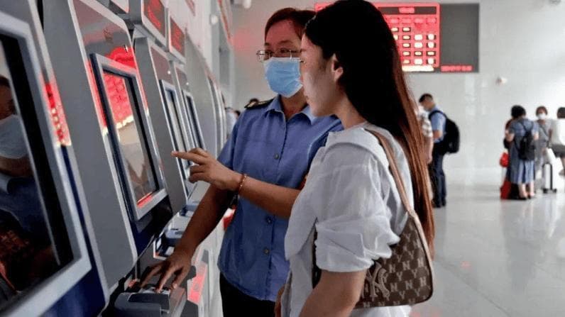 高铁火车遇到列车停运或晚点，车票要如何退改签？