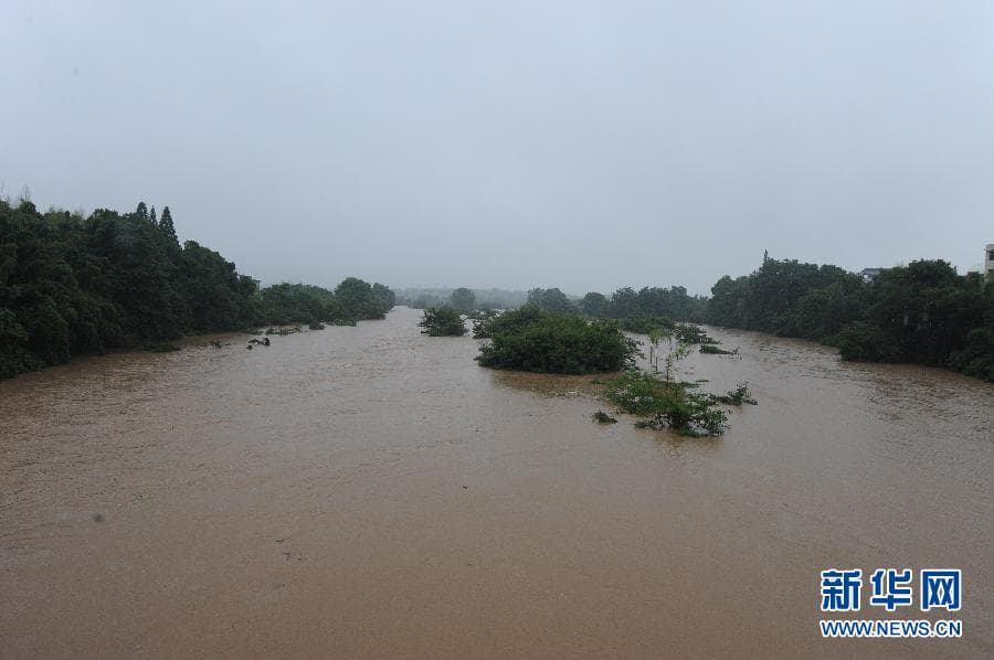 雨刮声音大的解决方法是什么？如何保养雨刮以减少噪音？