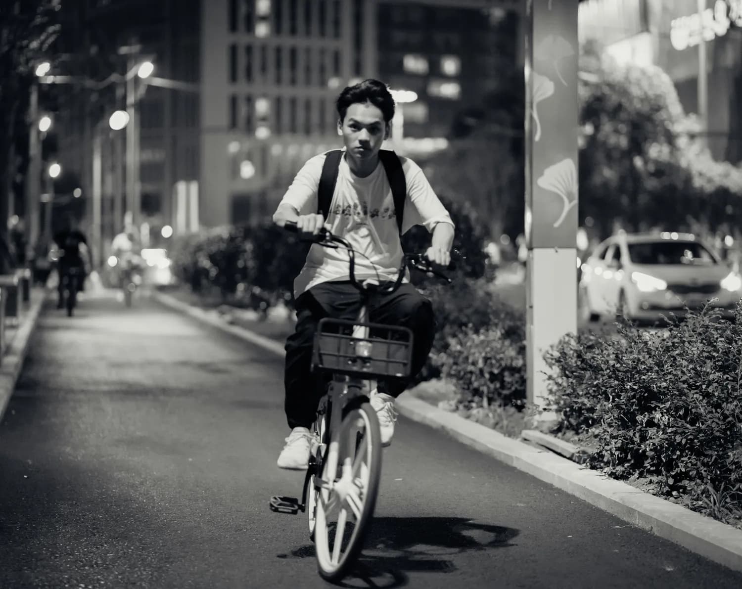 王文澜：用镜头记录时代的摄影师