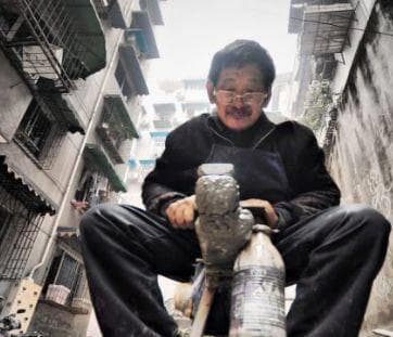 香港刀王陈当华：一把刀磨出两百年传承