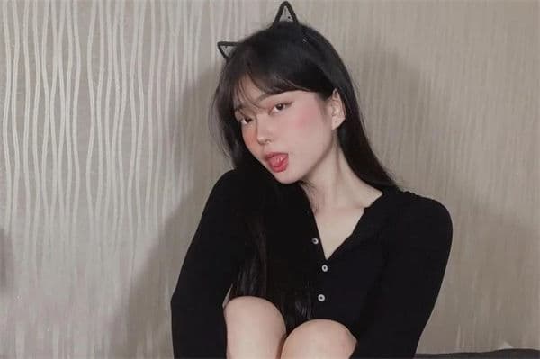 阿黑颜是什么意思？