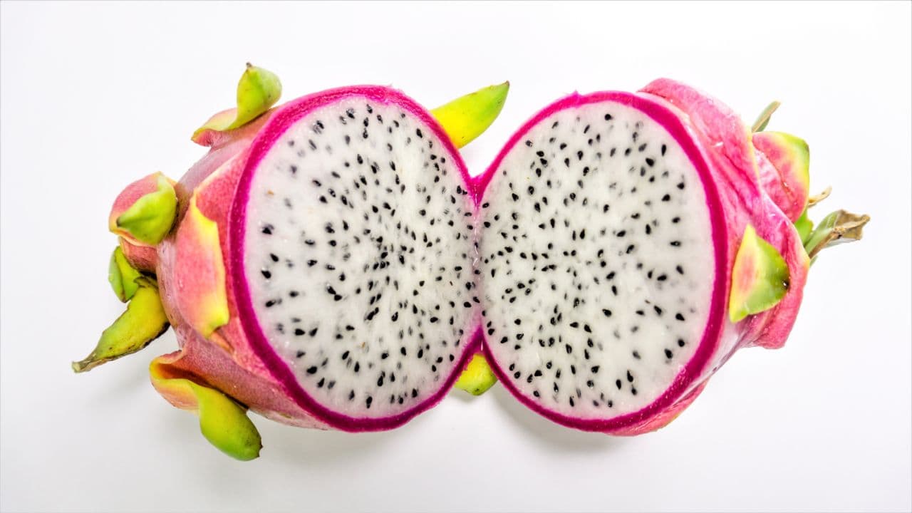 火龙果和芒果：营养互补的美味组合