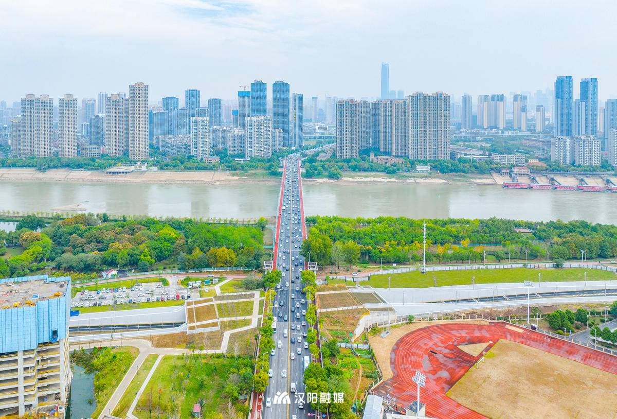 武汉汉阳滨江景观廊道