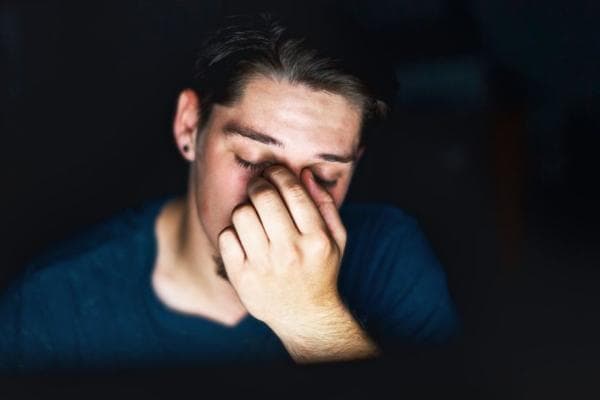 当兵的要求和条件视力学历是什么？参军前多久做近视手术
