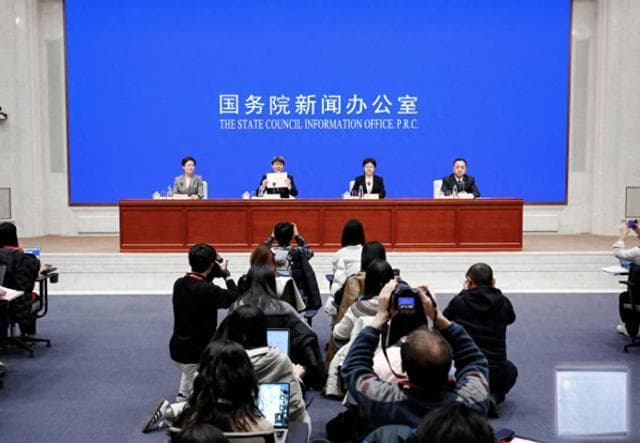 中国工业稳步增长，制造业规模连续15年领跑全球