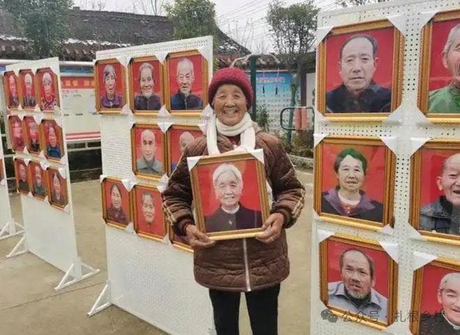 老人去世后，遗像该如何处理，是挂起来还是烧掉？很多人做错了，切记不能乱放！