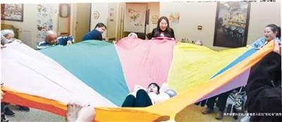 养老服务新人上岗 让他乡变故乡