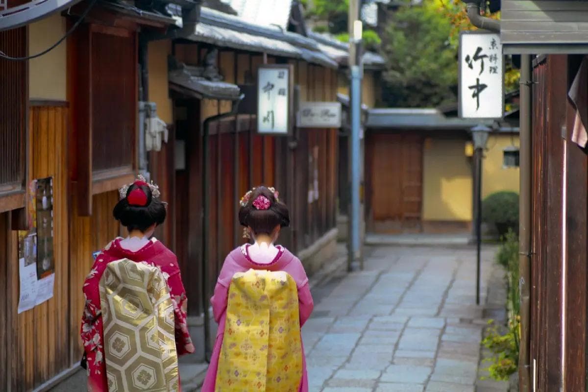 京都全攻略！精选39处景点、交通、饭店、伴手礼、气候等情报