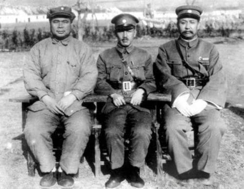北伐结束后，蒋介石组织大裁军，为何各方却把斗争矛头对准冯玉祥