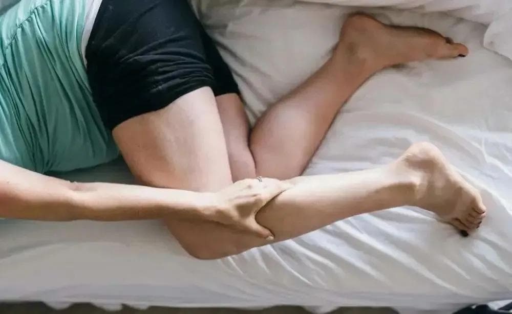 冬季夜间更容易腿抽筋？老年人更容易“中招”？要不要就医？