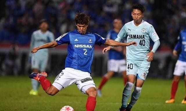 亚冠八强战前瞻：利雅得新月主场迎战棉农，谁能晋级四强？