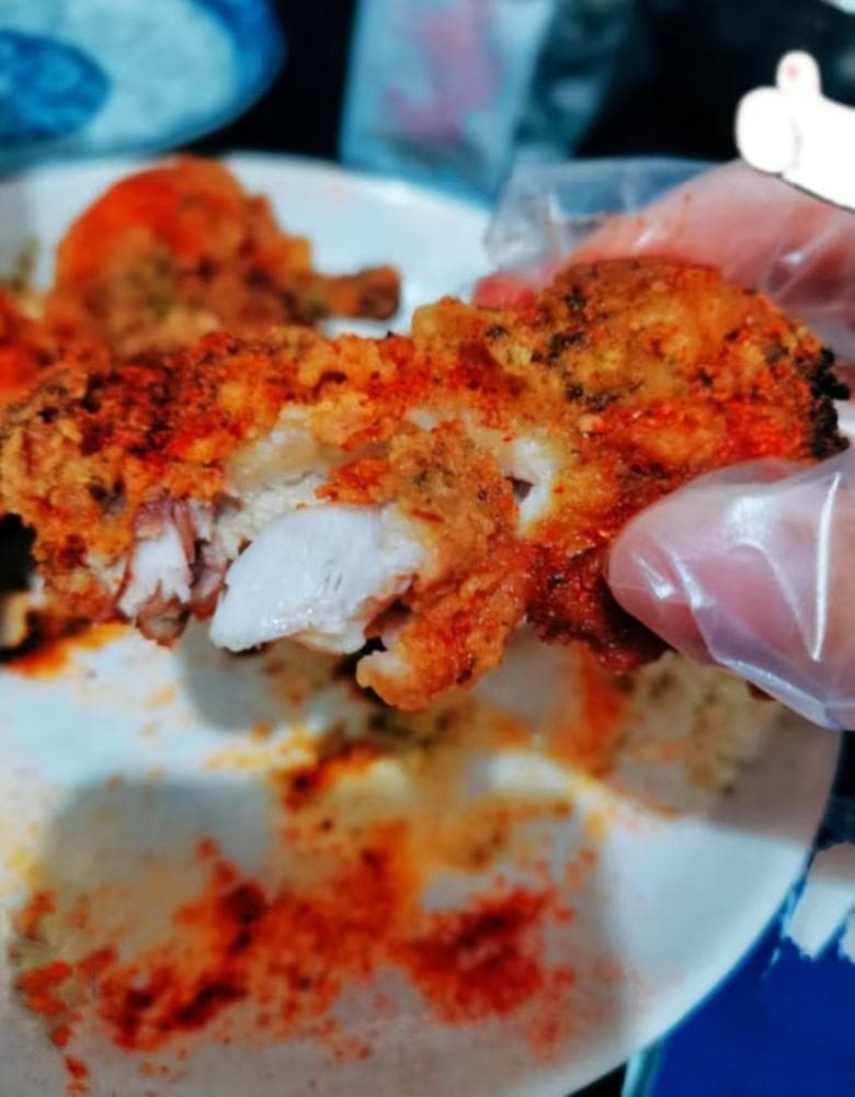 家庭版秘制炸鸡教程：口感媲美KFC的美味秘诀