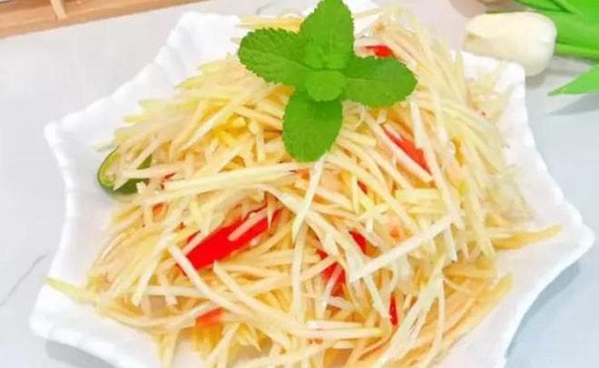 压箱底的凉拌经典，酸辣味美的青木瓜丝，0基础教程，脆香又营养