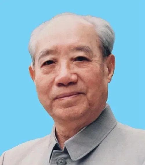 开国将军中谁职务最高？2位少将官至正国级！比元帅的级别还高