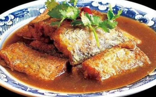 几步教你轻松熬制鲜美带鱼，味蕾大满足！
