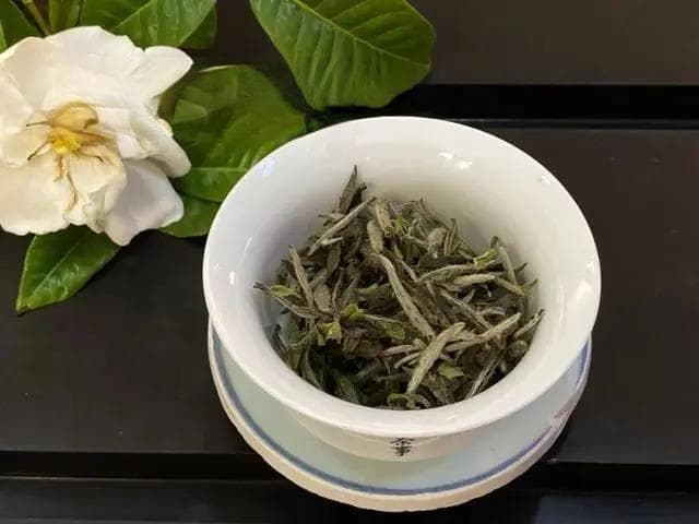 茶叶中含有的物质（安攸攸茶知识）