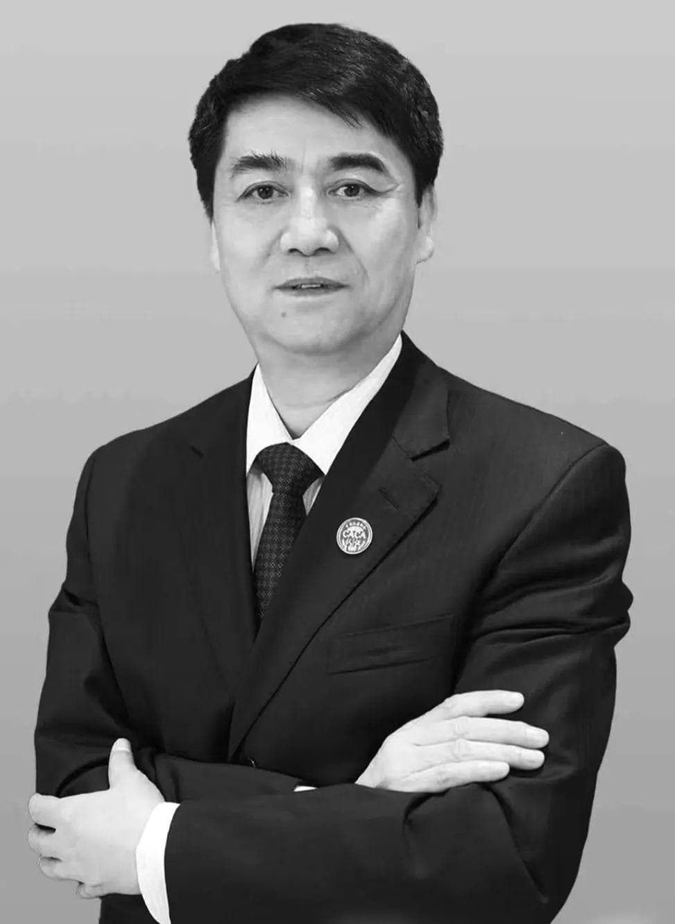 中国重离子治疗事业的开拓者——王小虎