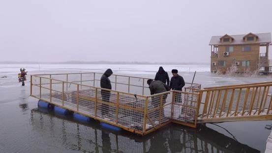 500亩湿地年赚200万，新疆这个村靠养殖旅游双丰收