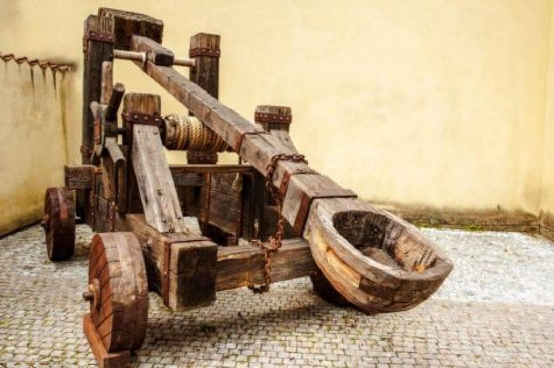 古代中国和欧洲中世纪的投石器