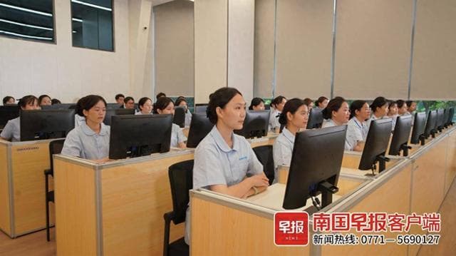 医疗护理员行业迎来变革：从辛苦活到技术活，年轻人纷纷加入