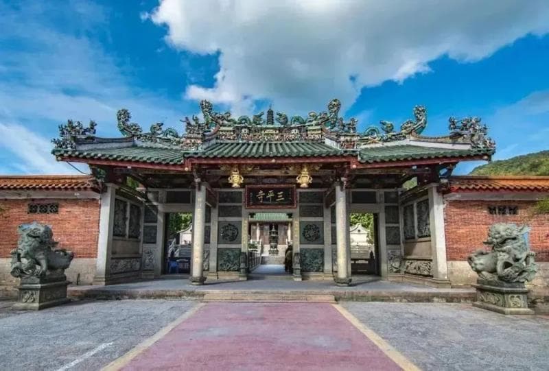 千年古刹三平寺：从“禅宗道场”到“闽南神殿”的演化